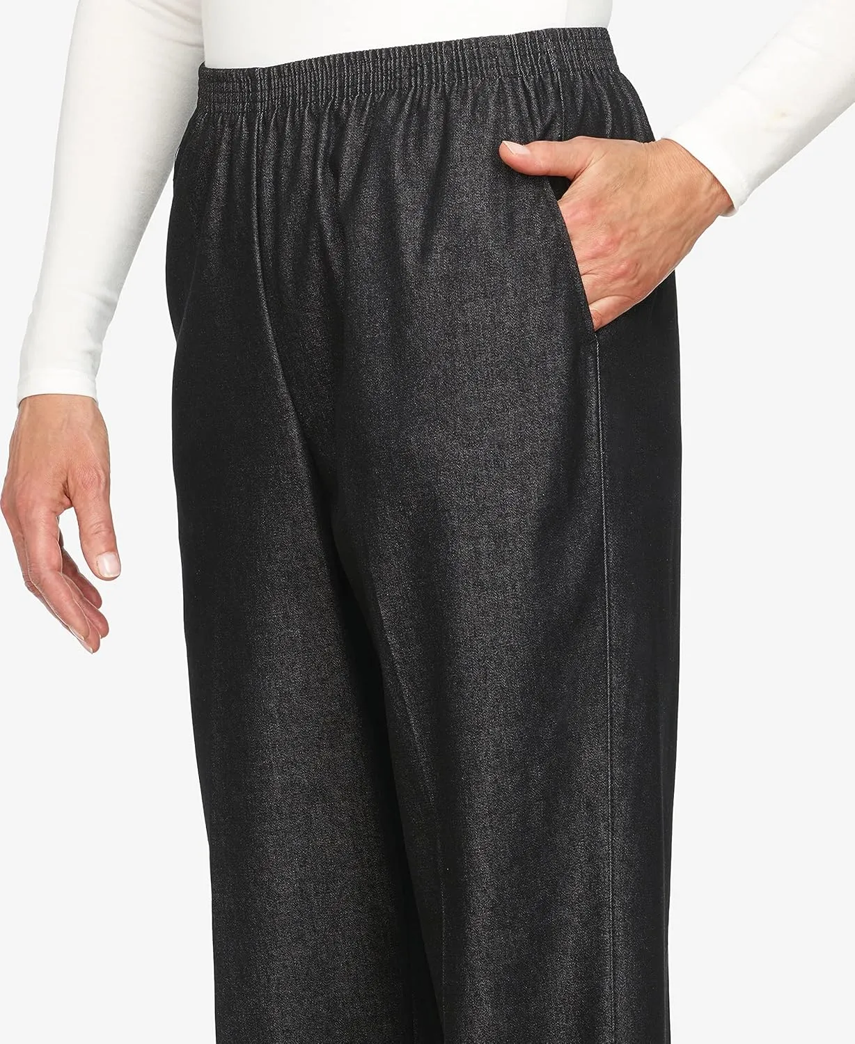 Alfred Dunner Women's Petite Short Denim Jean Pant