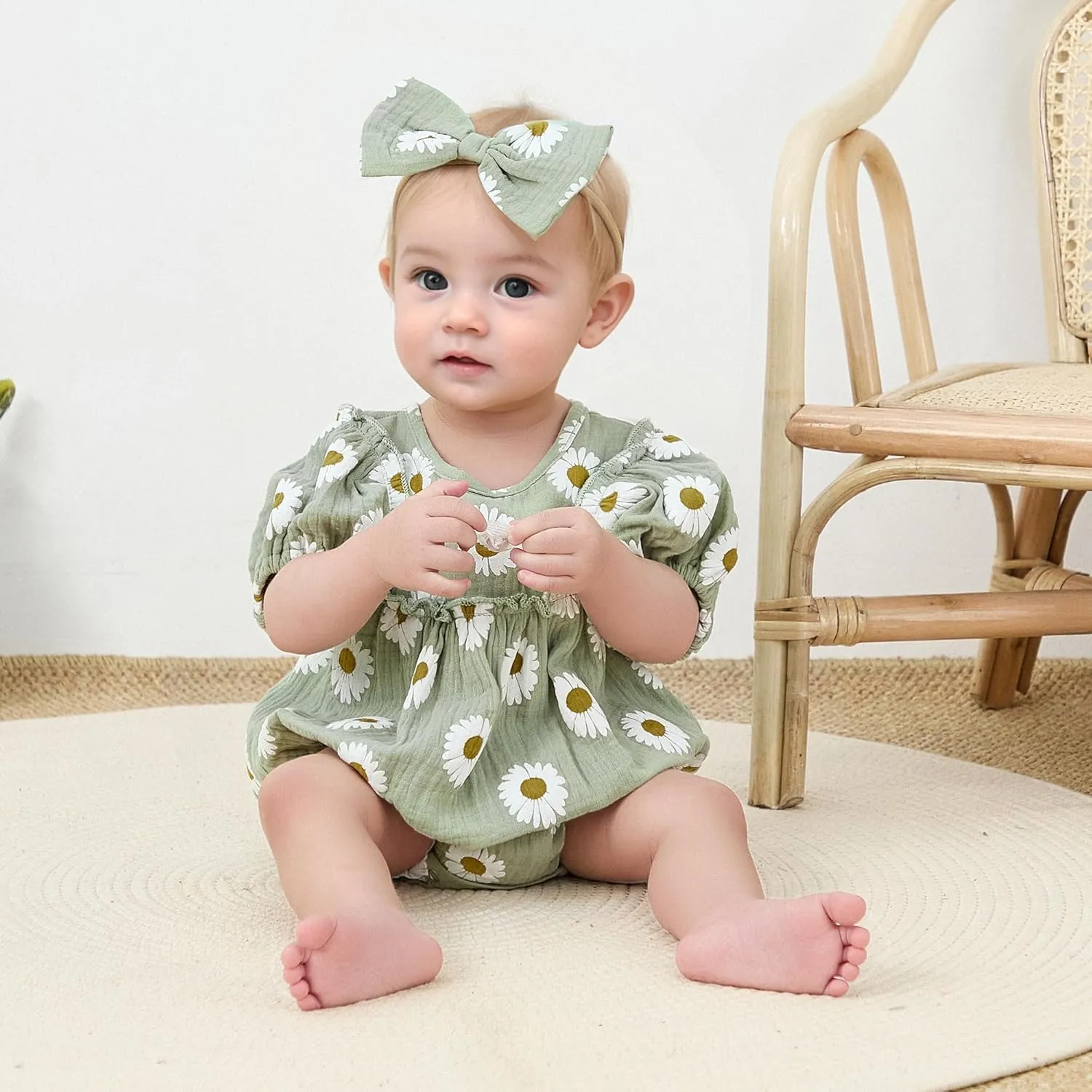 Baby Girl Rompers Daisy Print Short Sleeve Infant Bodysuit Summer Newborn Girl Linen Cotton Jumpsuit Clothes Headband