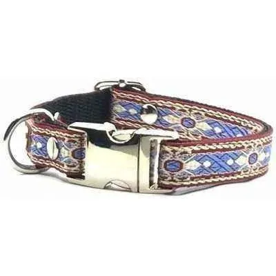 Finnigan's Chic Canine Collar