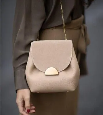 French Niche Design Chain Shoulder Messenger Bucket Bag