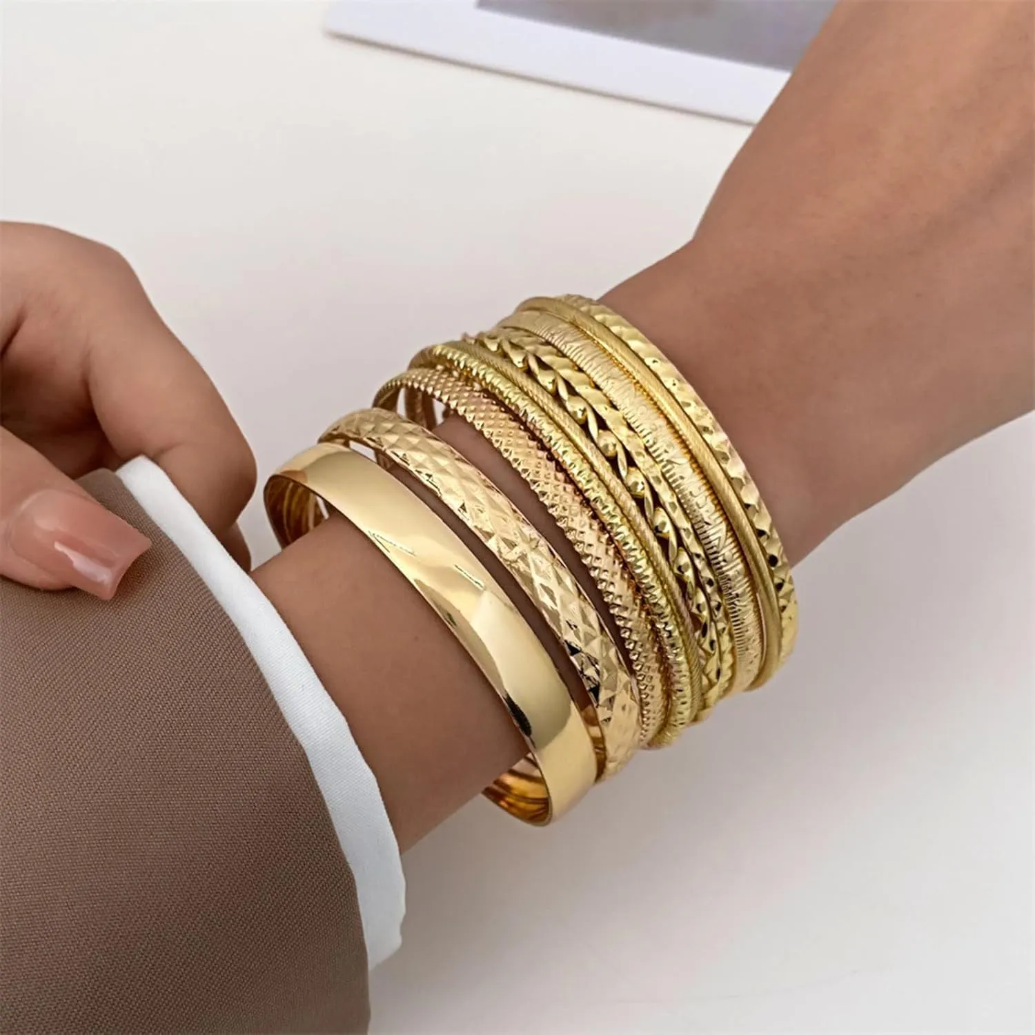 HIIXHC Bangles Bracelets for Women Bracelet Stack Chunky Indian Multi Bangle Bracelet Set Punk Bracelets Jewelry for Women Gift
