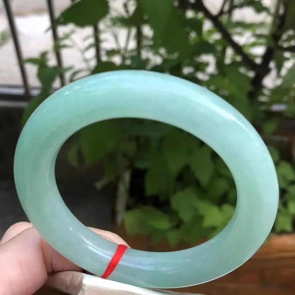 Latest natural Light-Green Round Bar Jadeite Bangles Handing Exquisite Noble Elegant Jade
