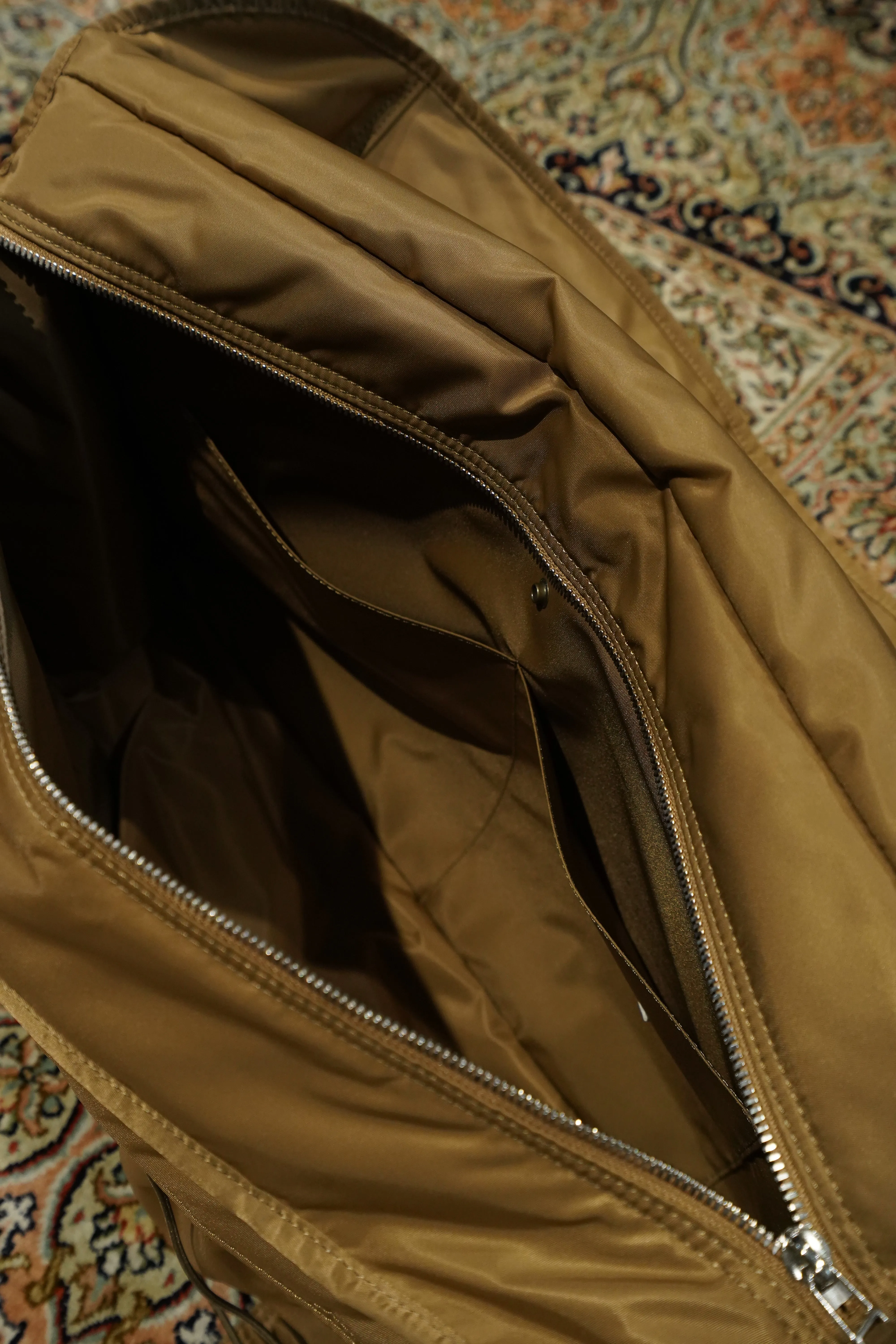 SAGAN VIENNA MESSENGER BAG (COYOTE BROWN)
