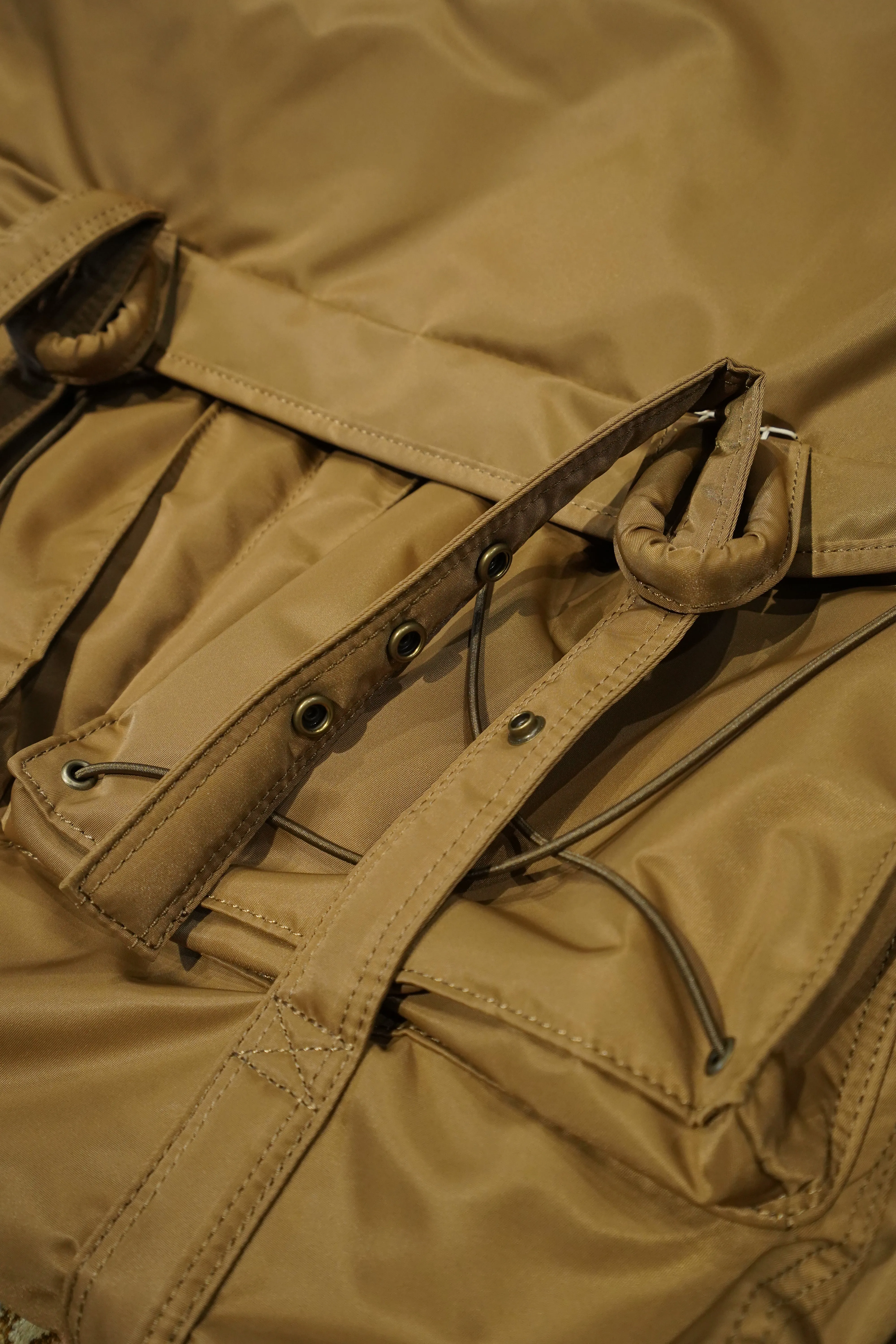 SAGAN VIENNA MESSENGER BAG (COYOTE BROWN)