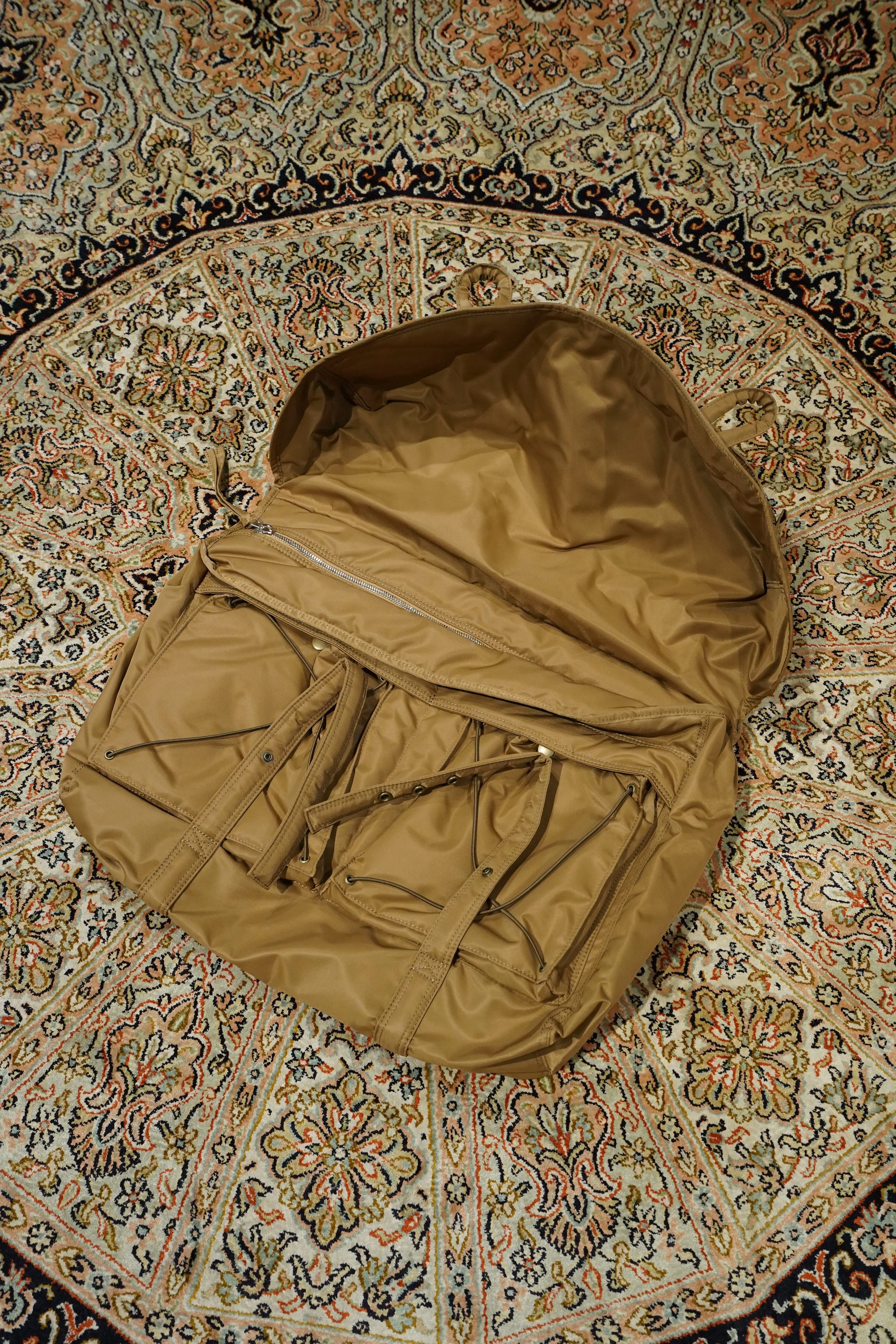 SAGAN VIENNA MESSENGER BAG (COYOTE BROWN)