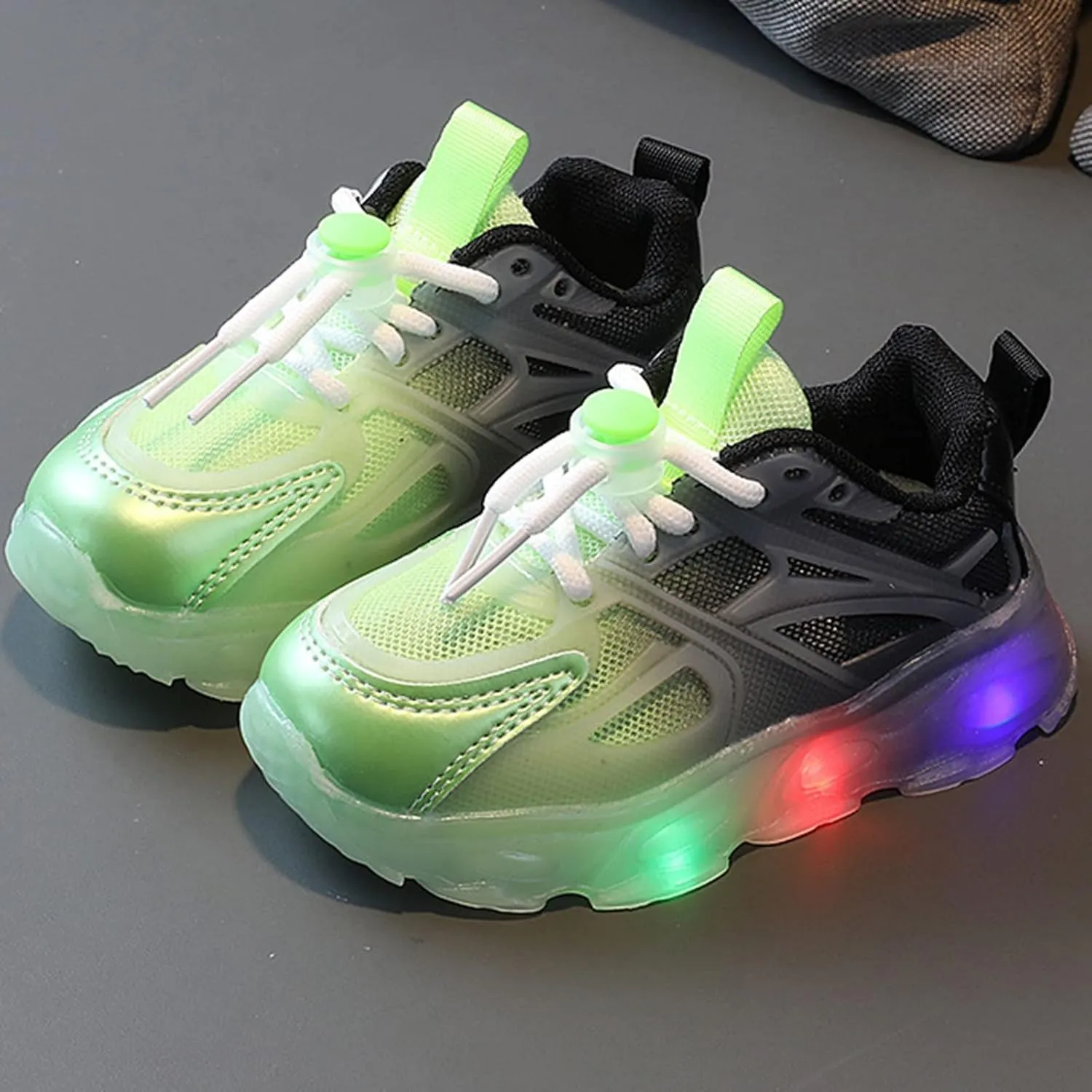 Unisex-Child Lights Up Sneaker Lightweight Breathable Running Shoes Kids Soft Sole Casual Sport Glowing Sneakers