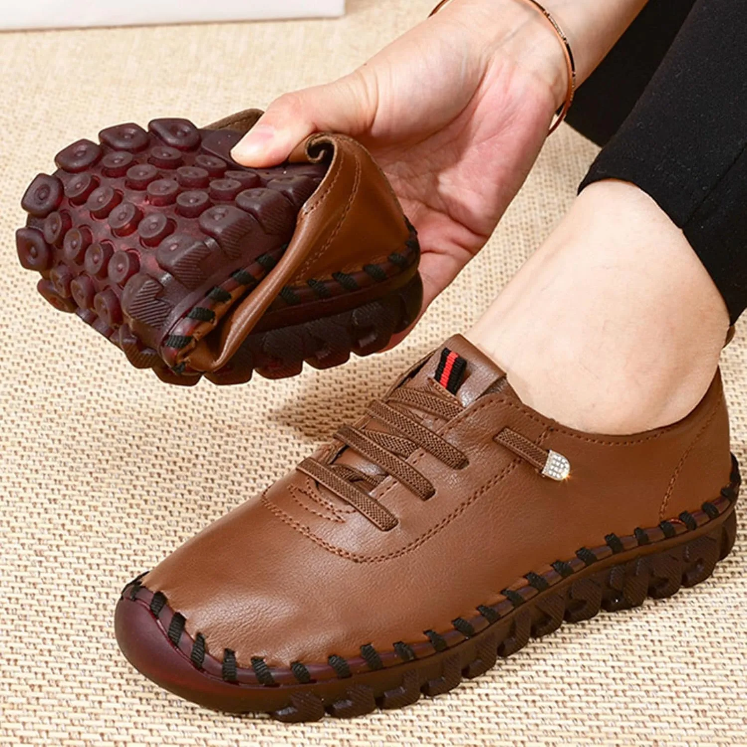 Women's Leather Soft Bottom Flat Shoes Handmade Women Loafers Casual Slip On Orthopedic Sneakers Walking Flats Beef Tendon Leisure Set of Feet Breathable Round Head Non-Slip Mom Loafers