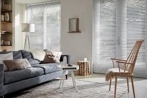 Wood Look Venetian Blinds